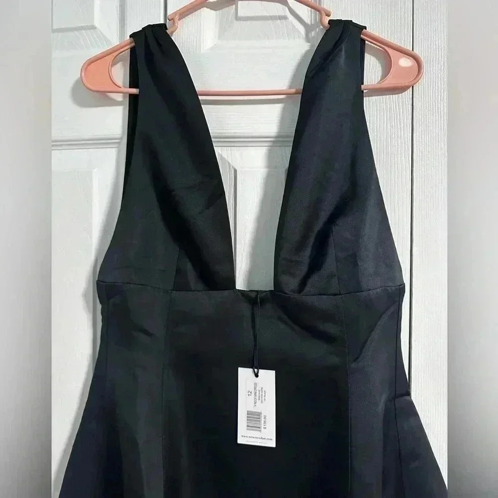 WeWoreWhat V Neck Mini Dress - Picture 7 of 11